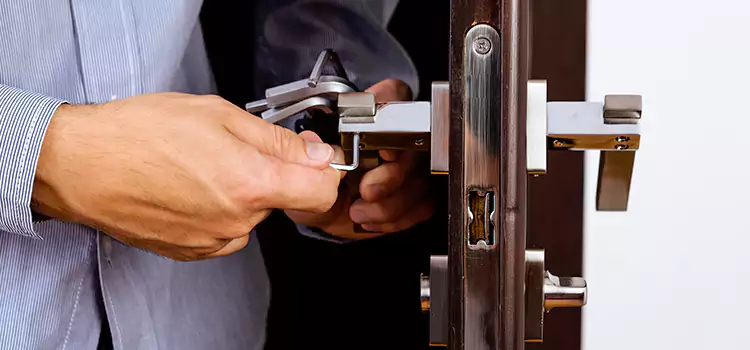 Commercial Door Lock Repair Iselin