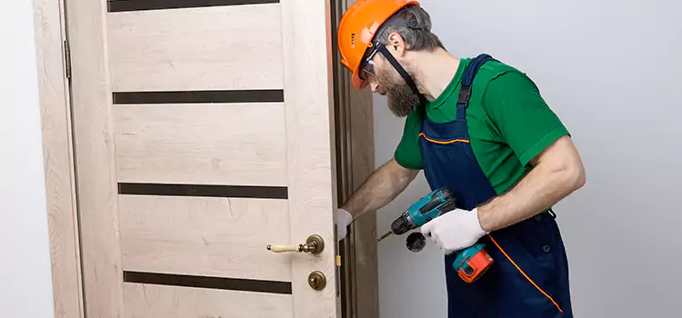Replace Internal Door Handle with Lock Iselin