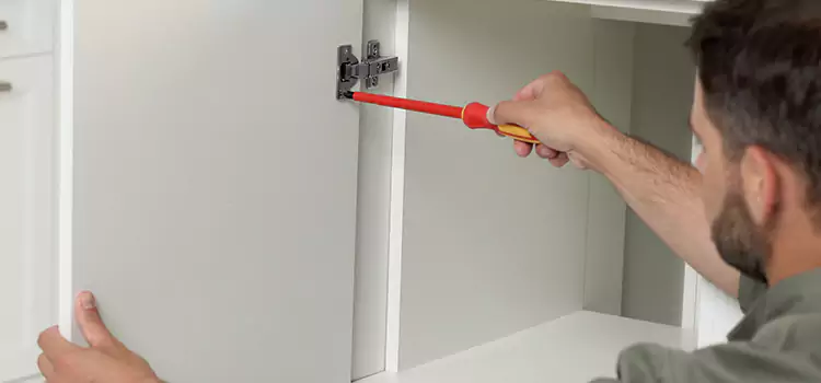 Screen Door Hinge Repair Iselin