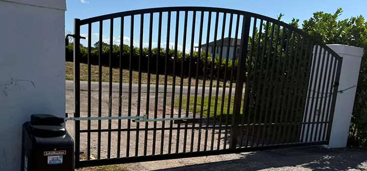 Driveway Fence Repair Iselin
